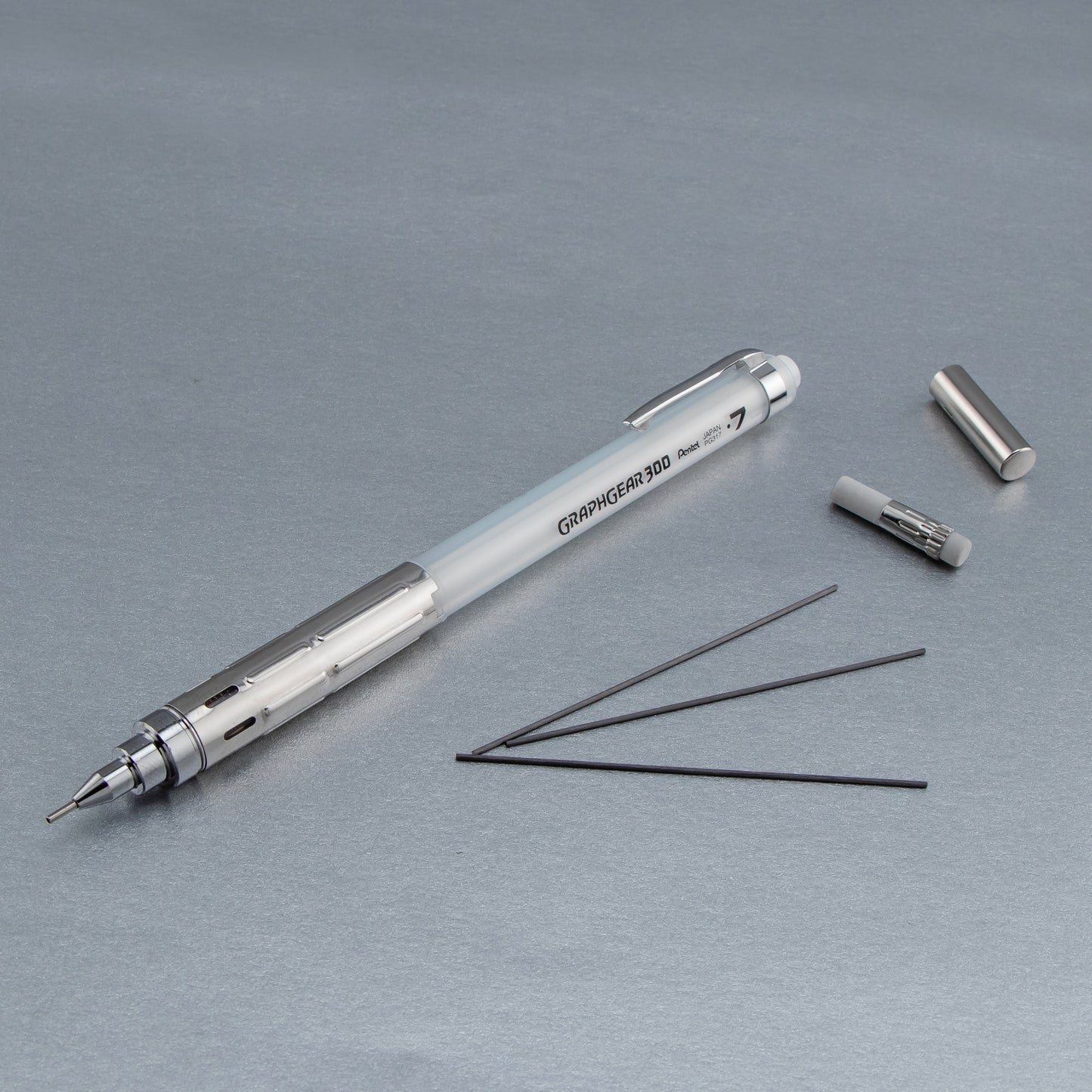 GraphGear 300 Mechanical Pencil, (0.7mm) Medium line, White Barrel (PG317TW)