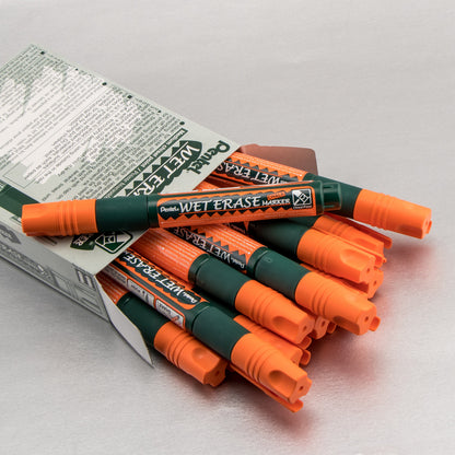 Pentel Arts Wet Erase Chalk Marker, Chisel Tip, Orange Ink (SMW26-F)