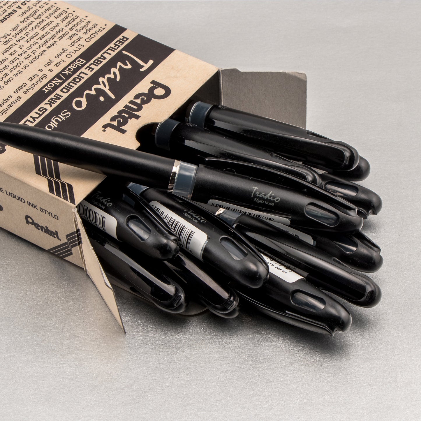 Pentel Arts Tradio Stylo Sketch Pen Black Ink (TRJ50A-A)